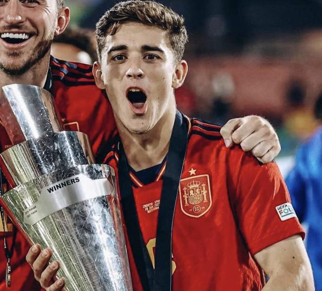 强队擦肩而过!欧国联决赛谁能夺冠