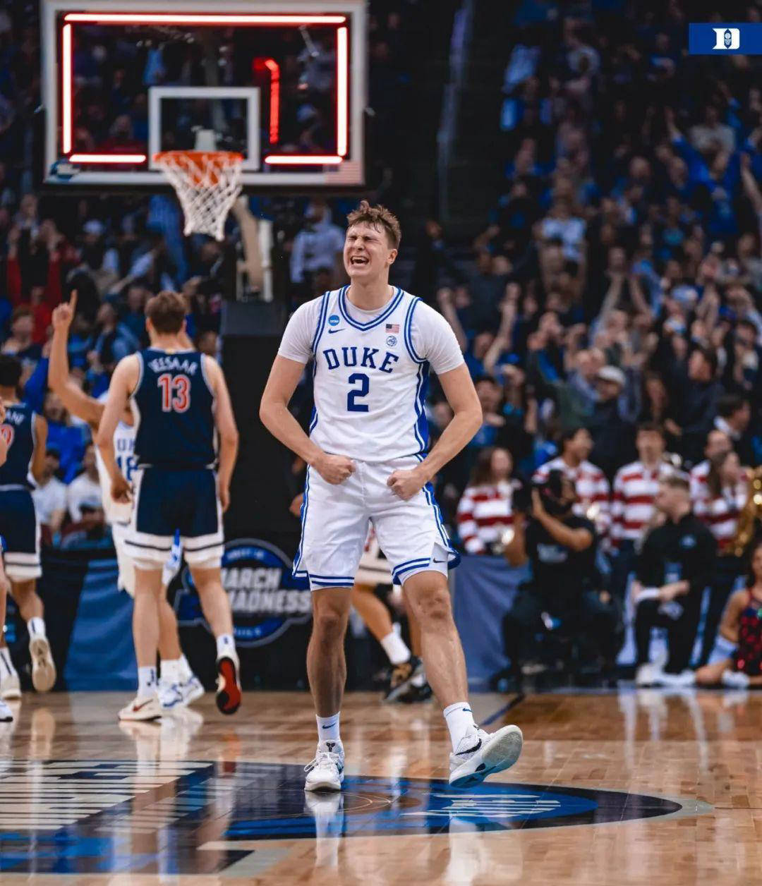 鹈鹕惊艳全场,爆发新星助攻爆棚,欧文逆转取胜!的简单介绍 鹈鹕惊艳全场,爆发新星助攻爆棚,欧文逆转取胜!的简单介绍