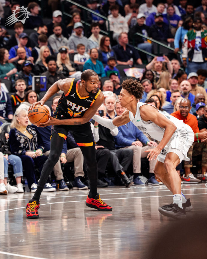 关于掘金狂砍浓眉哥分,三连败迎来新赛季高光!的信息 关于掘金狂砍浓眉哥分,三连败迎来新赛季高光!的信息